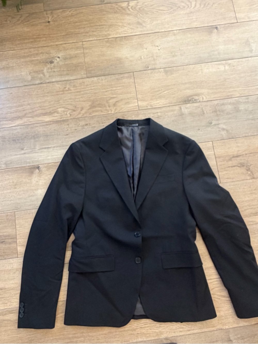 Zara Men’s Classic Black Two-Button Blazer 38 bottoms 32